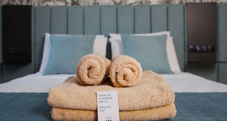 Phaedrus Living Exec Kriel Suites 101