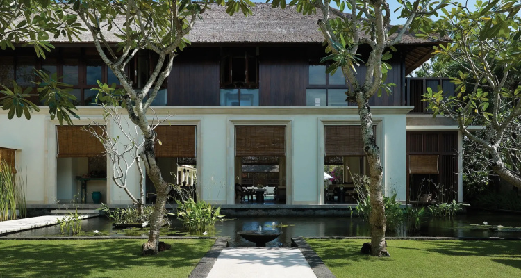 Four Seasons Resort Bali at Jimbaran Bay — Four Seasons hotel