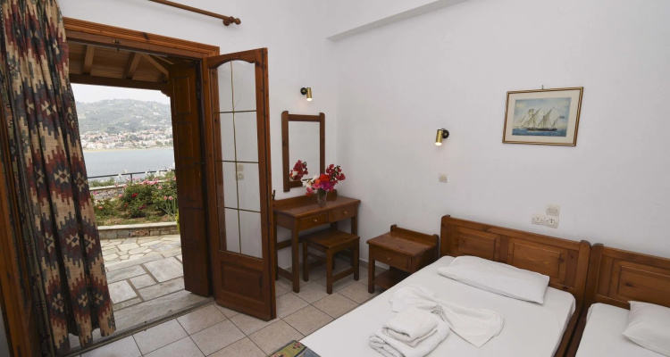 Evlalia Studios & Villas