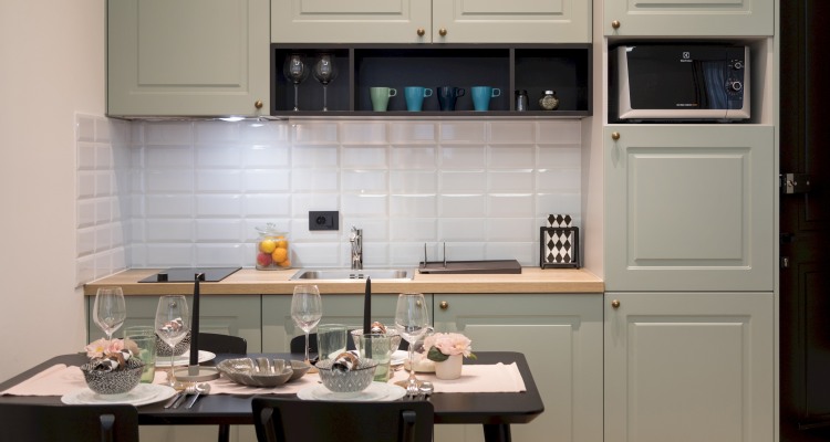 Design & Modern Studio Near National Theater