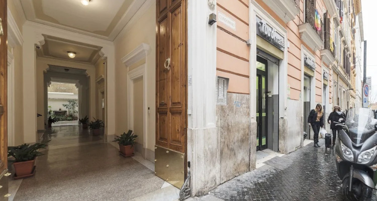 Vittorio Emmanuele & Colosseo Studio