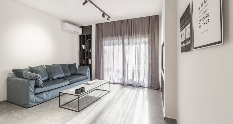 Winsome City Apartment