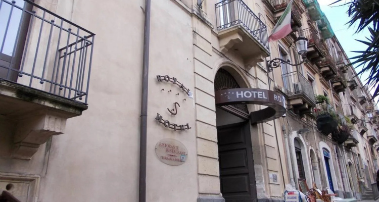 Royal Hotel