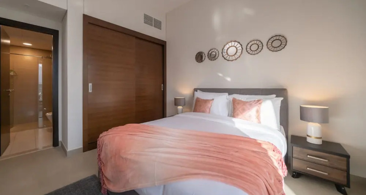 Sparkle Tower 1 Higuests