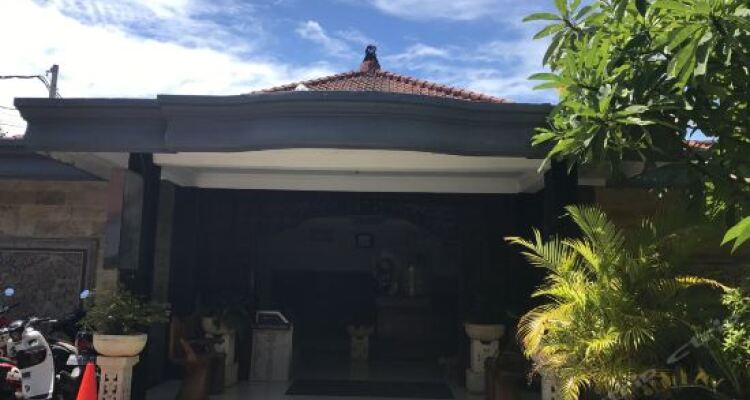 Mahendra Beach Inn