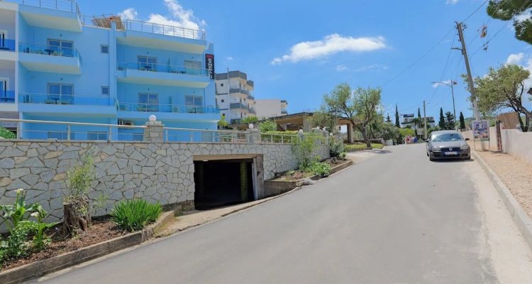 Esmerald Hotel