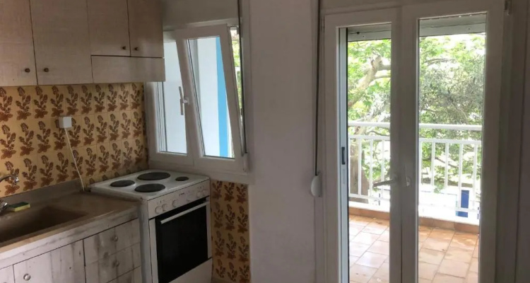 Island Apartments