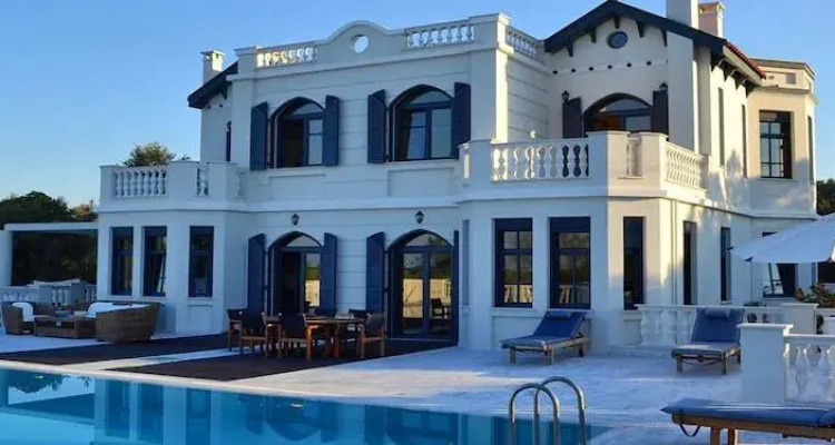 Mikamas Villa