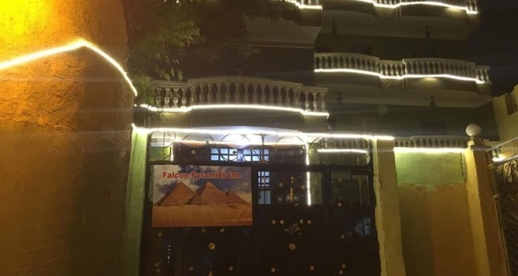Falcon Pyramids Inn