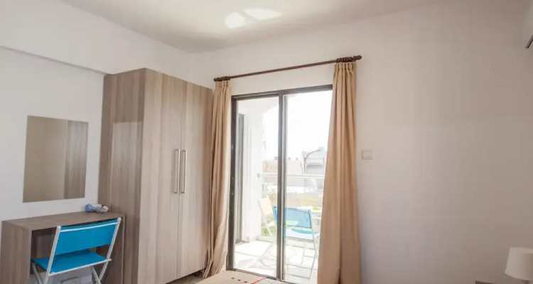 00 Ha Ha de Co B In Ayia Napa