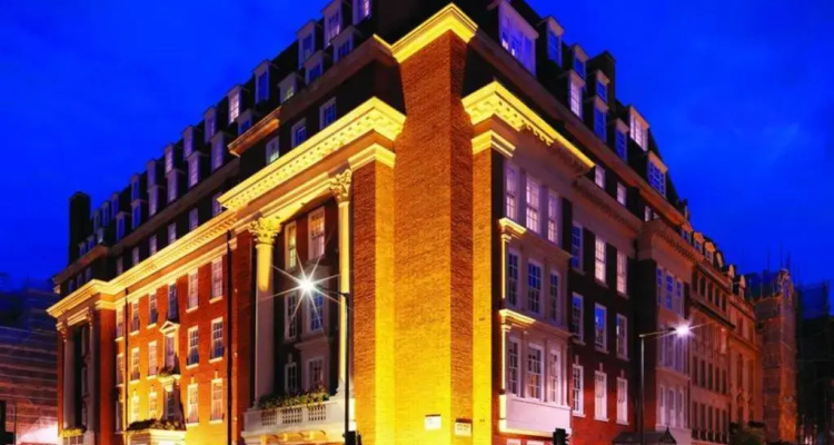 47 Park Street - Grand Residences by Marriott — Marriott hotel