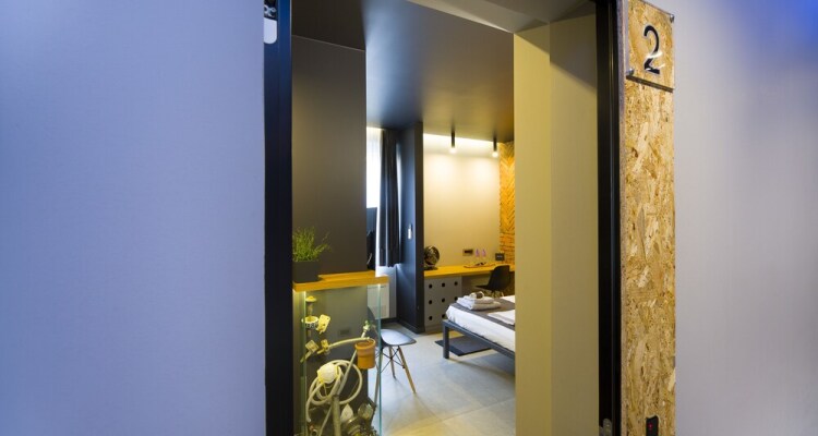 Split Industrial Design Rooms