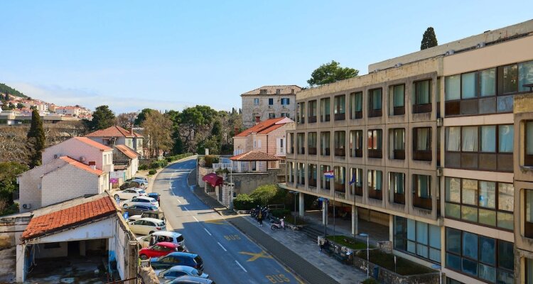 Hedera Estate, Hedera A43