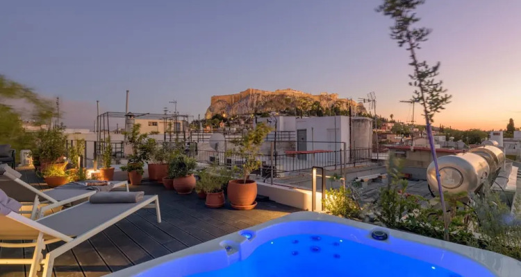 Your 4 Bdrm Dream House W Acropolis View Jacuzzi