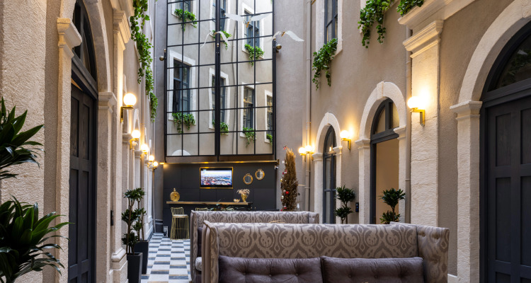 Ferman Port Hotel Special Class