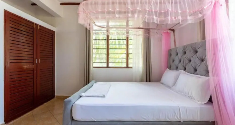 Lux Suites Diani Holiday Villas