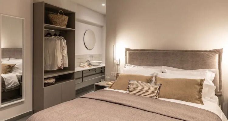 Celestial Athens Suites At Praxitelous