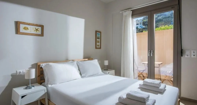Caravel Apartments Stalis