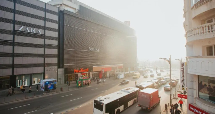 Color Apartments Corneliu Coposu 1a Street