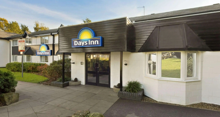 Days Inn by Wyndham Fleet M3 — Wyndham hotel