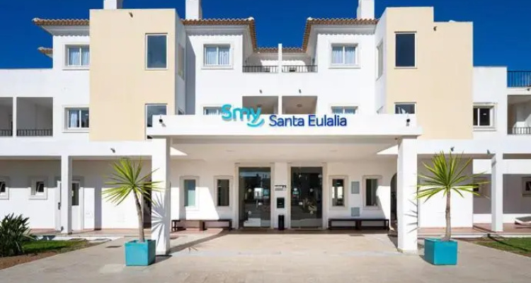 Apartamentos Palmeiras Santa Eulalia