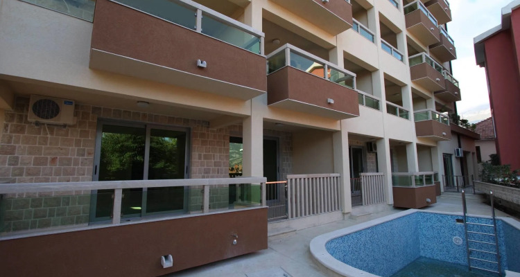 Apartments & Rooms Teona