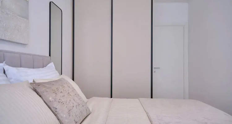 Splitful Apartment