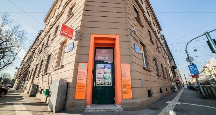 Palmers Lodge Hostel