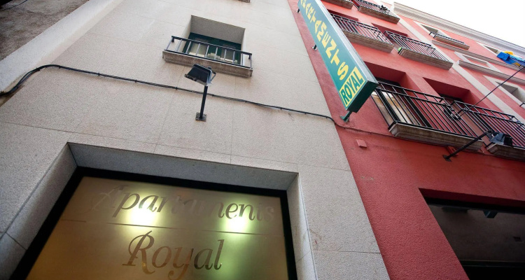 Apartamentos Royal