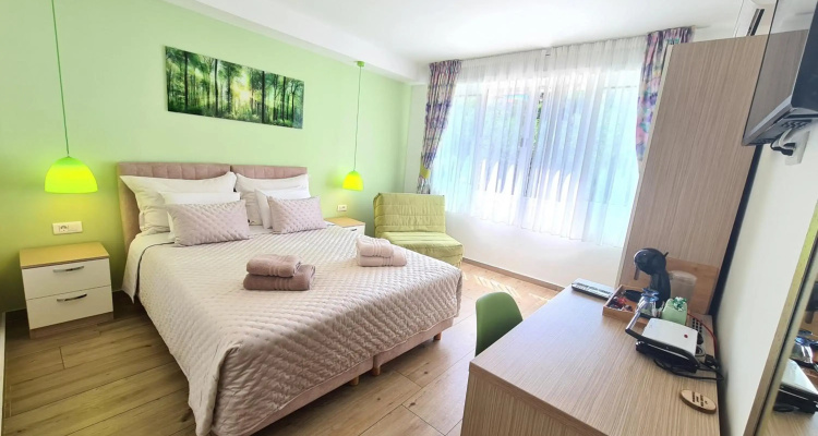 Coloured Rooms