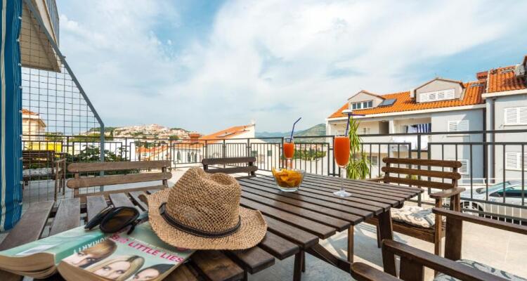 Apartments Marivo Lapad