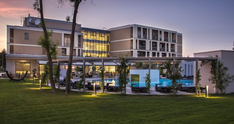 Aura Hotel - Adults Only