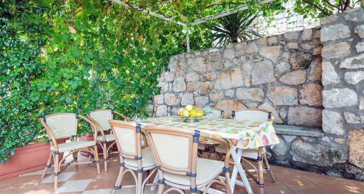 Serene Mansion In Dubrovnik With Private Terrace