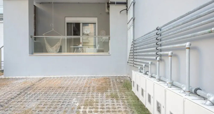 Affordable Luxury With Parking 300mbps Wifi