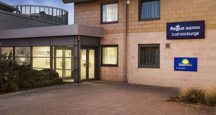 Days Inn by Wyndham Cannock Norton Canes M6 Toll — Wyndham hotel