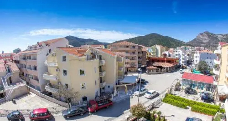 Sun Apartments