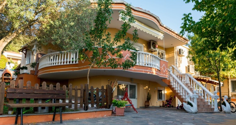 Anestis Studios