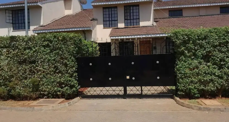 Karolinas Homestay Near JKIA