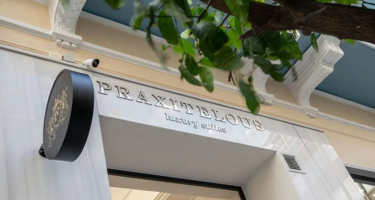 Praxitelous Luxury Suites
