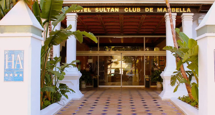 Aparthotel Monarque Sultán