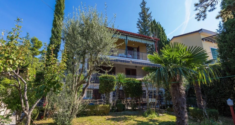 Apartments Hinic