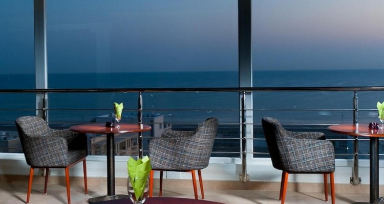 Hotel Al Hail Waves Hotel Managed By Centara