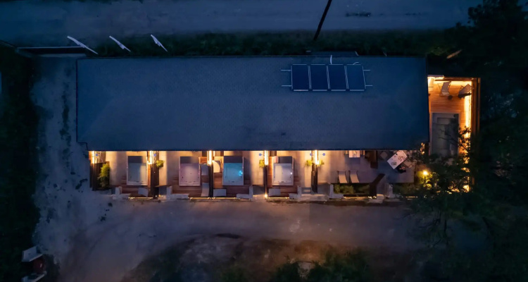 Sylvia Camping & Luxury Suites