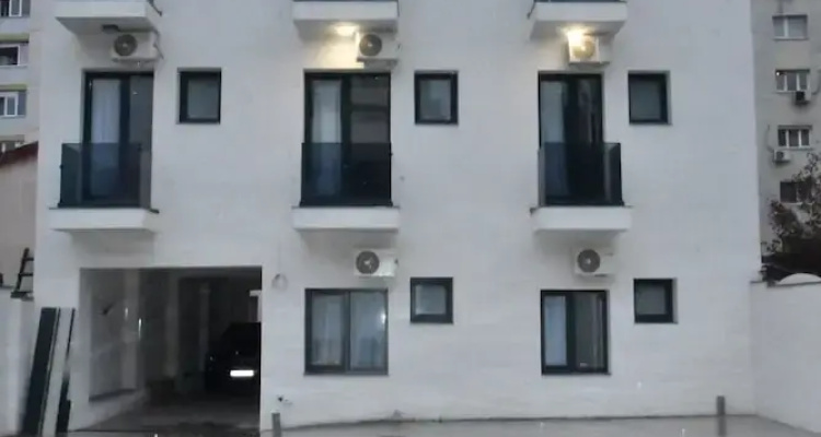 Hotel Monica