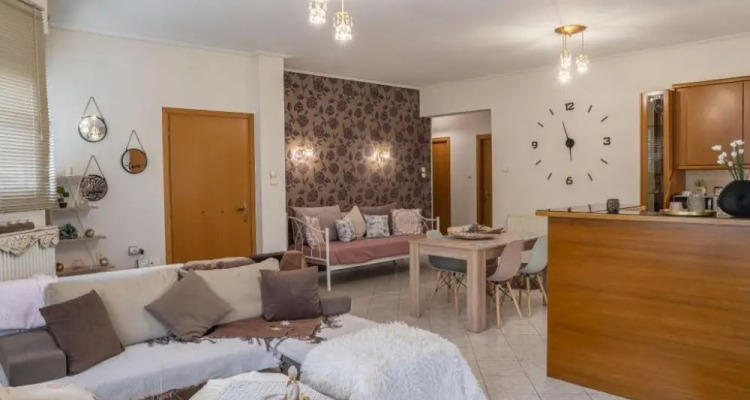 Estell S Sweet Luxury House