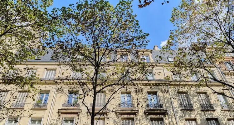 Luxurious Matignon/saint Honore Apartment