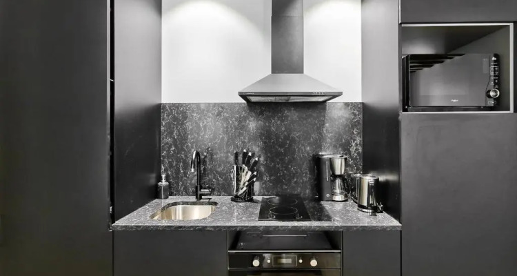 97 Urban Colonnes de Buren