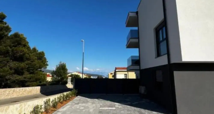 Charming Apartment Island Krk With Private Pool