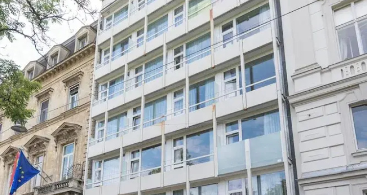 Pakat Residences