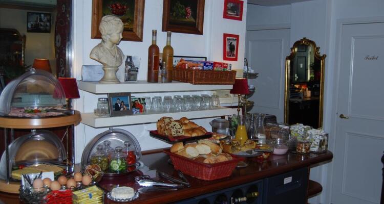 Amsterdam House Hotel